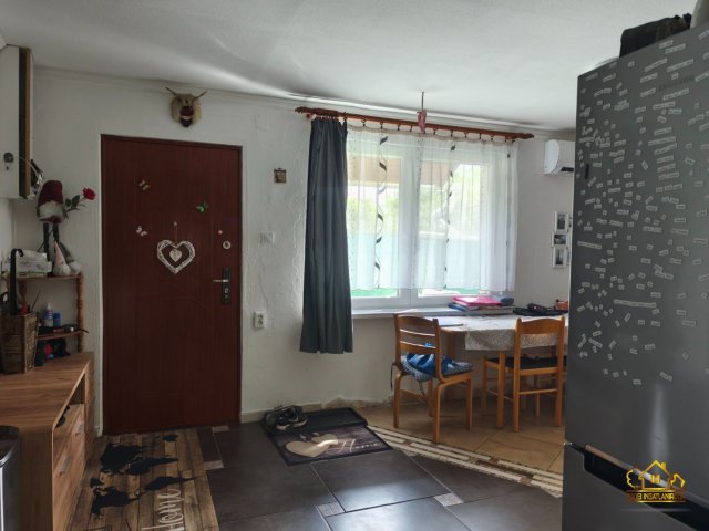 Eladó családi ház, Szigetszentmiklóson 63 M Ft, 1+4 szobás