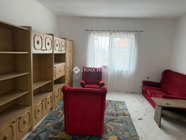 Eladó családi ház, Zákányszéken 32 M Ft, 3 szobás