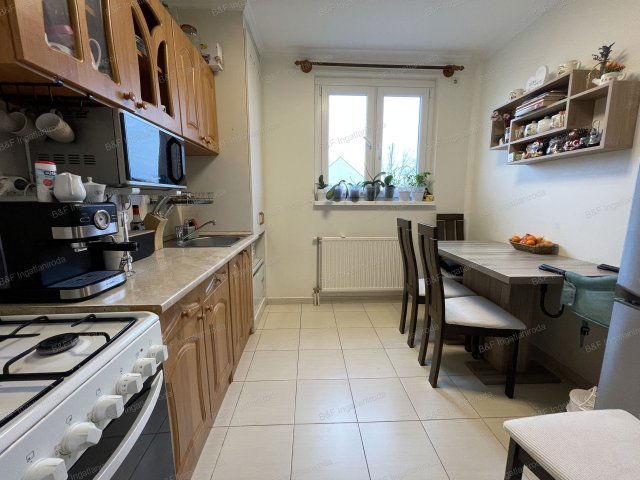 Eladó panellakás, Hajdúszoboszlón 48 M Ft, 2+1 szobás