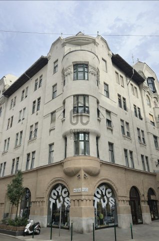 Eladó téglalakás, Budapesten, XIII. kerületben 150 M Ft