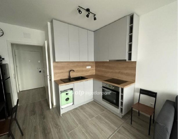 Eladó téglalakás, Budapesten, III. kerületben 72.9 M Ft