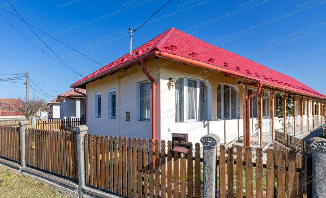 Eladó családi ház, Miskolcon 39.5 M Ft, 2 szobás