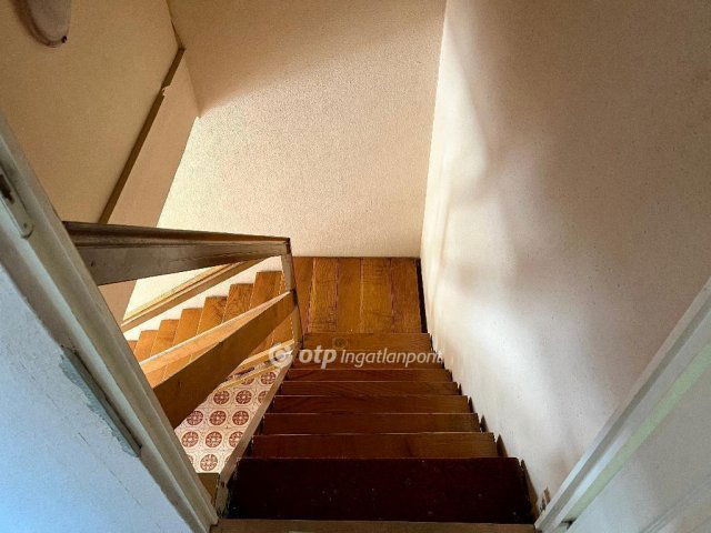 Eladó családi ház, Ceglédbercelen 67 M Ft, 4 szobás