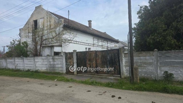 Eladó ipari ingatlan, Derecskén 30 M Ft / költözzbe.hu