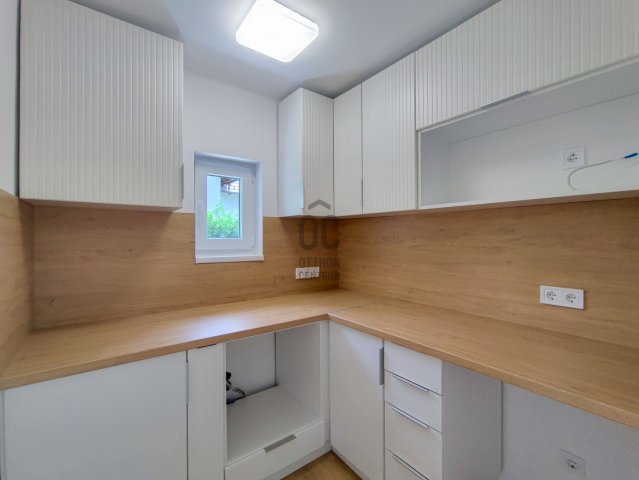 Eladó családi ház, Szigetmonostorban 62.9 M Ft, 2 szobás