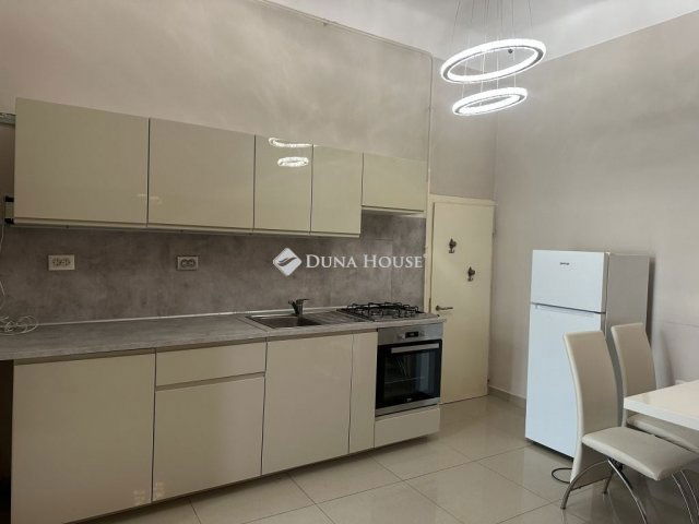 Eladó téglalakás, Budapesten, XX. kerületben 75 M Ft, 2 szobás