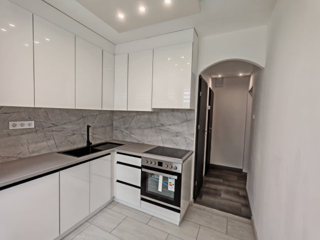 Eladó panellakás, Debrecenben, Derék utcában 65 M Ft, 1+2 szobás