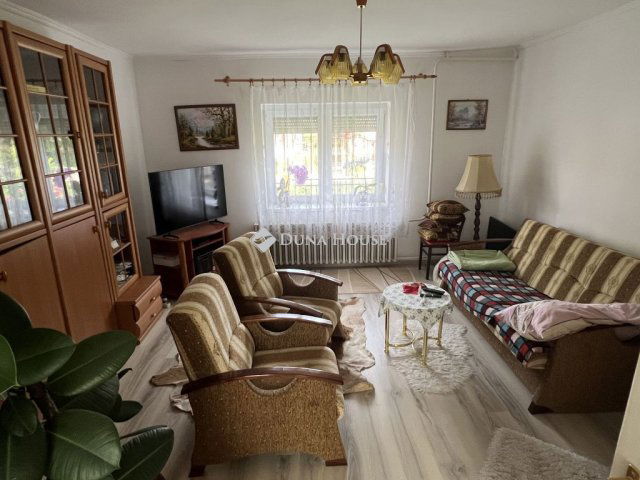 Eladó családi ház, Csókakőn 41.9 M Ft, 3 szobás