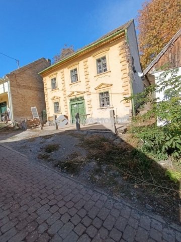 Eladó nyaraló, Mohácson 17.9 M Ft, 3 szobás