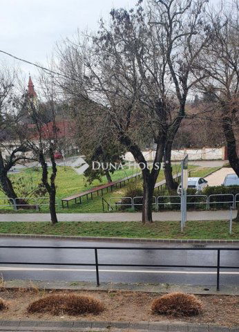 Eladó családi ház, Balatonkenesén 72.4 M Ft, 2 szobás