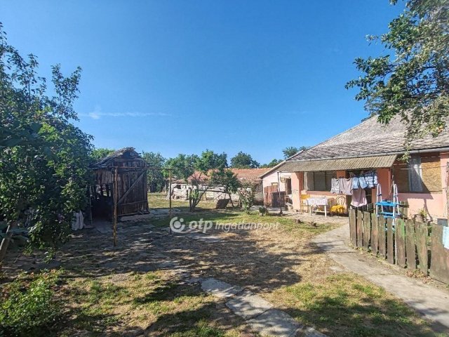 Eladó családi ház, Gyomaendrődön 8.7 M Ft, 3 szobás