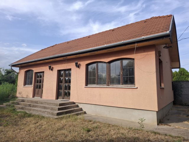 Eladó családi ház, Gyálon 79 M Ft, 3 szobás