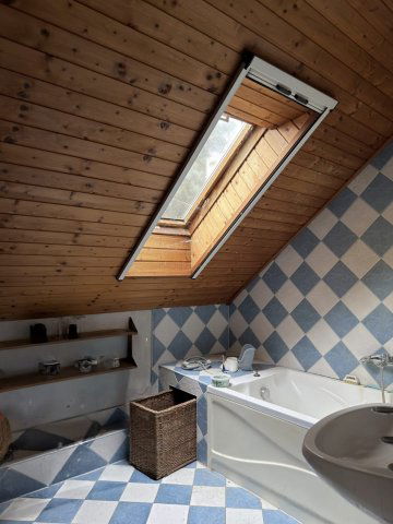 Eladó családi ház, Baján 42.9 M Ft, 7+1 szobás