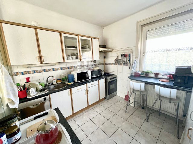 Eladó családi ház, Debrecenben 79.9 M Ft, 3 szobás