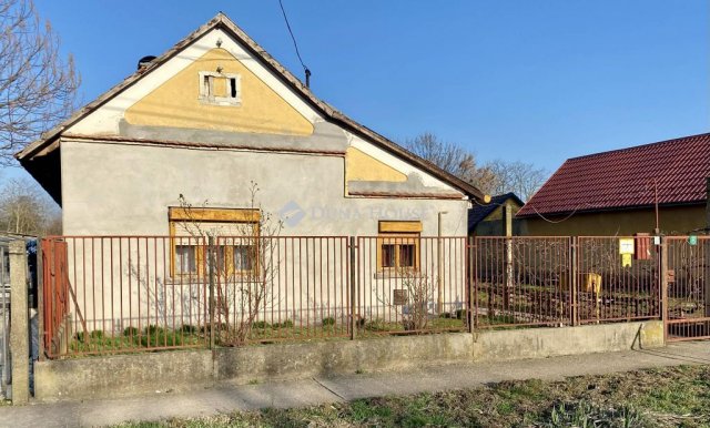 Eladó családi ház, Székkutason, Béke utcában 14.9 M Ft