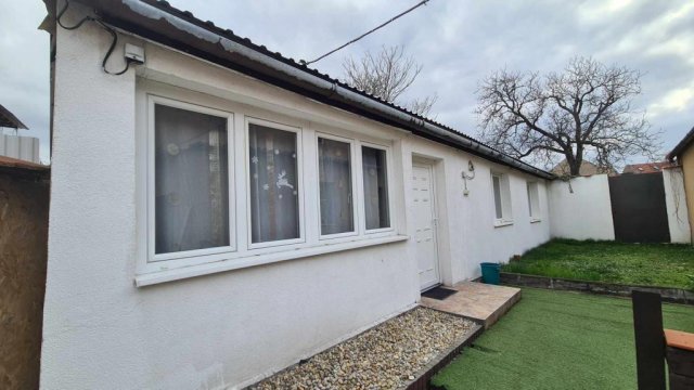 Eladó családi ház, Pápán 250 M Ft / költözzbe.hu