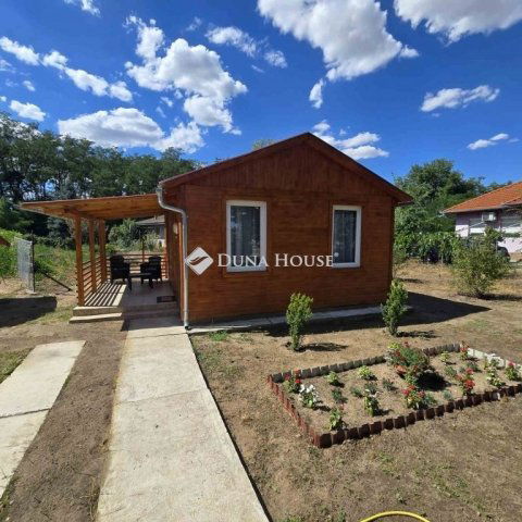 Eladó nyaraló, Cserkeszőlőn 19.5 M Ft, 1 szobás