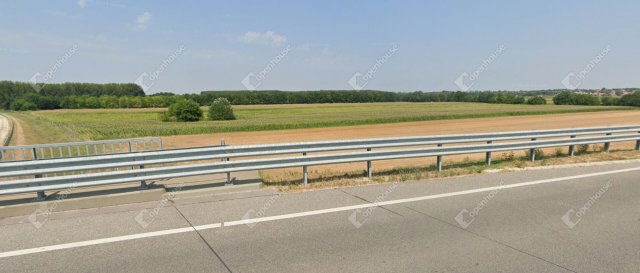 Eladó telek, Péterin 42 M Ft / költözzbe.hu