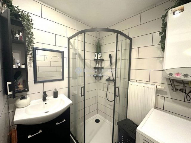 Eladó téglalakás, Kecskeméten 59.9 M Ft, 2 szobás