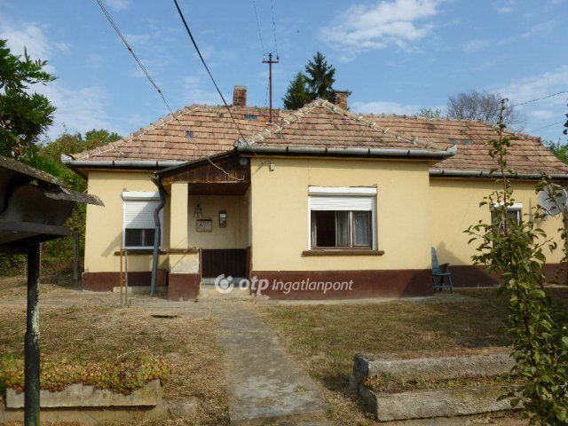 Eladó családi ház, Zalaszabaron 24.99 M Ft, 3 szobás