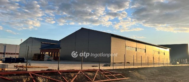 Eladó ipari ingatlan, Debrecenben 630 M Ft / költözzbe.hu