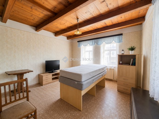 Eladó családi ház, Tóalmáson 23.9 M Ft, 1 szobás