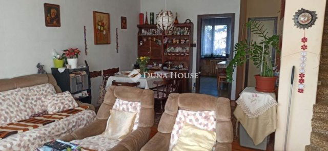 Eladó sorház, Szigetszentmiklóson 74.5 M Ft, 4+1 szobás