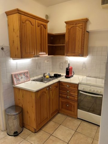 Kiadó téglalakás, albérlet, Szegeden, Dugonics téren, 2 szobás