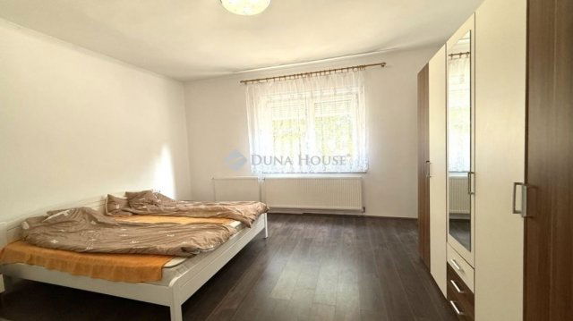 Eladó családi ház, Mendén 69.5 M Ft, 3 szobás