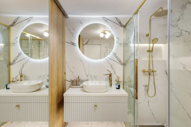 Kiadó téglalakás, albérlet, VI. kerületben, Nagymező utcában