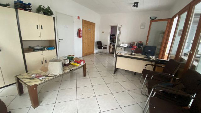 Eladó ipari ingatlan, Szakályon 39.9 M Ft / költözzbe.hu