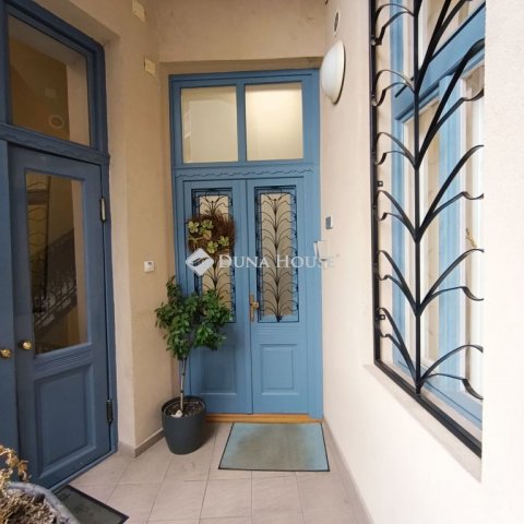 Eladó téglalakás, Szegeden 116.5 M Ft, 4 szobás