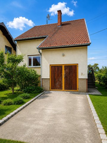 Eladó családi ház, Taksonyon 79.99 M Ft, 5 szobás