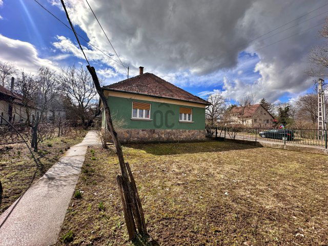 Eladó családi ház, Veresegyházon 79.89 M Ft, 2 szobás