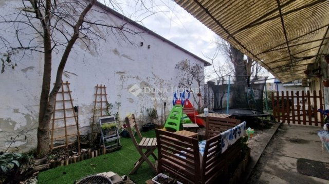Eladó téglalakás, Budapesten, XXI. kerületben 35 M Ft, 2 szobás