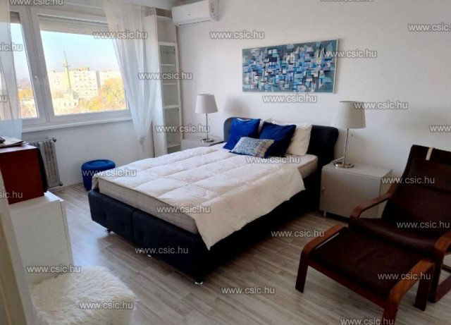 Eladó panellakás, Budapesten, XV. kerületben 52 M Ft, 1+1 szobás