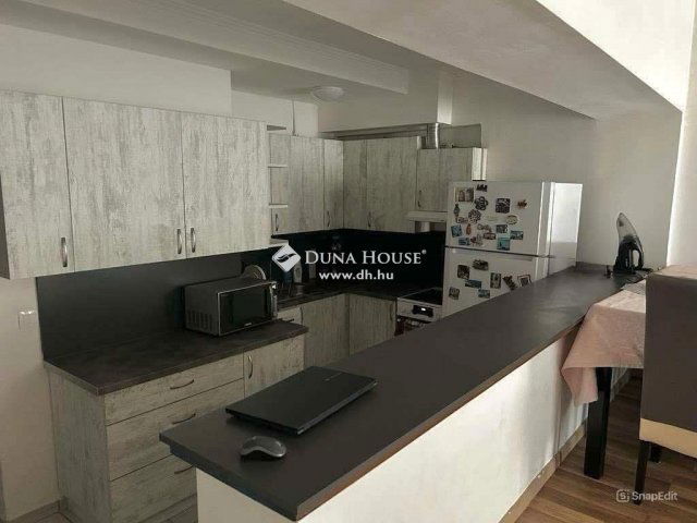 Eladó téglalakás, Budapesten, XVIII. kerületben 97.5 M Ft