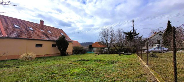 Eladó telek, Felsőörsön 59.9 M Ft / költözzbe.hu