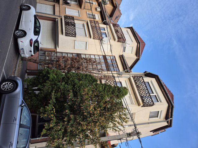 Eladó téglalakás, Szolnokon 52.9 M Ft, 2+1 szobás