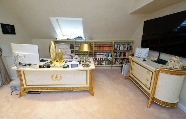 Eladó családi ház, Budapesten, II. kerületben 674 M Ft, 5 szobás