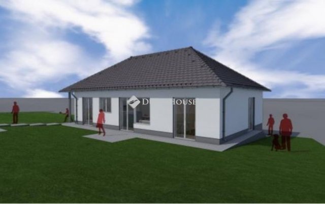 Eladó családi ház, Kókán 69.9 M Ft, 4 szobás