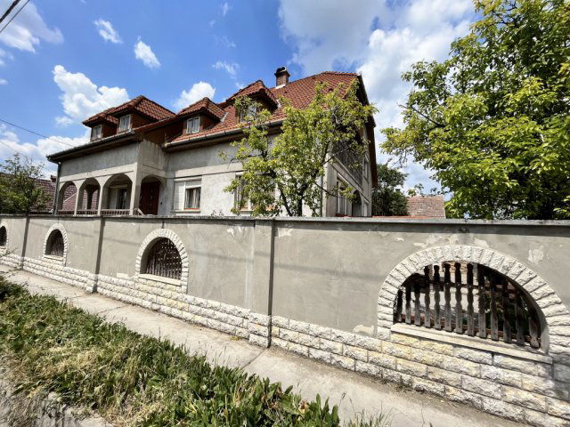 Eladó családi ház, Alsónémediben 89 M Ft, 9 szobás
