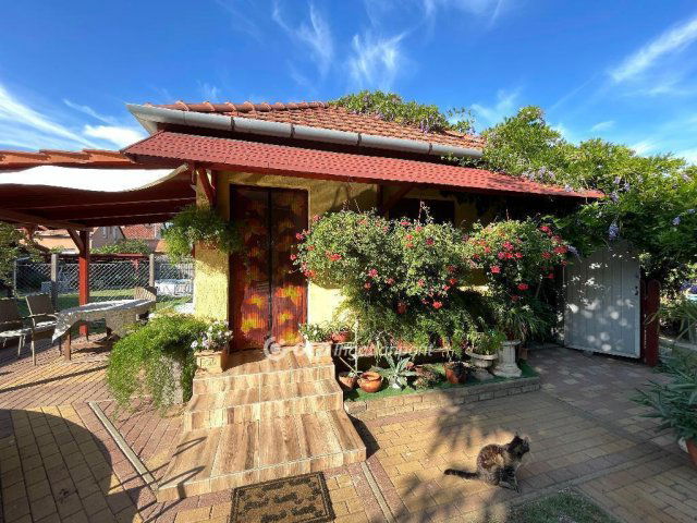 Eladó családi ház, Balkányban 77 M Ft, 3 szobás