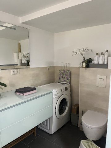 Eladó családi ház, Gönyűn 85 M Ft, 2 szobás