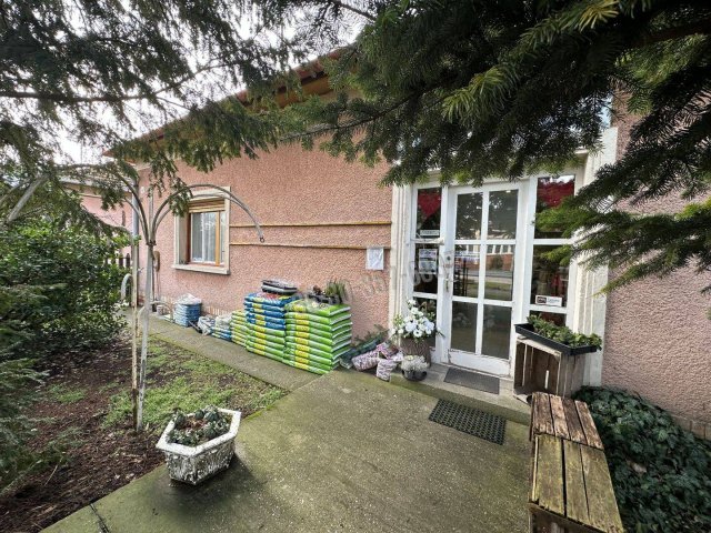 Eladó családi ház, Zsombón 49.9 M Ft, 3 szobás