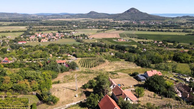 Eladó telek, Kisapátiban 99 M Ft / költözzbe.hu
