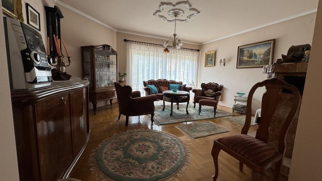 Eladó családi ház, Debrecenben 135 M Ft, 3 szobás