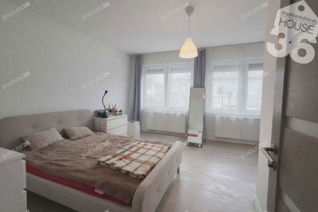 Eladó téglalakás, Kecskeméten 57.9 M Ft, 2 szobás