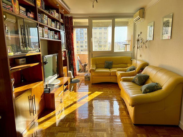 Eladó panellakás, Budapesten, XI. kerületben, Etele úton