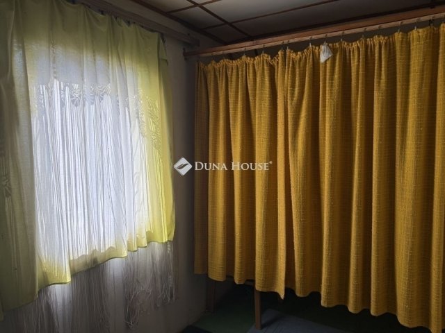 Eladó családi ház, Tóalmáson 20.2 M Ft, 2 szobás